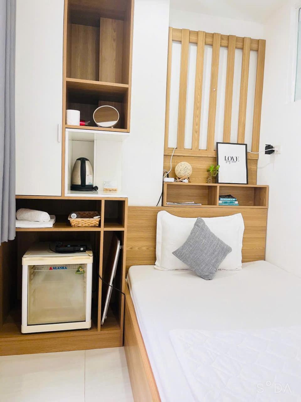 Hello Saigon Guest house 2*